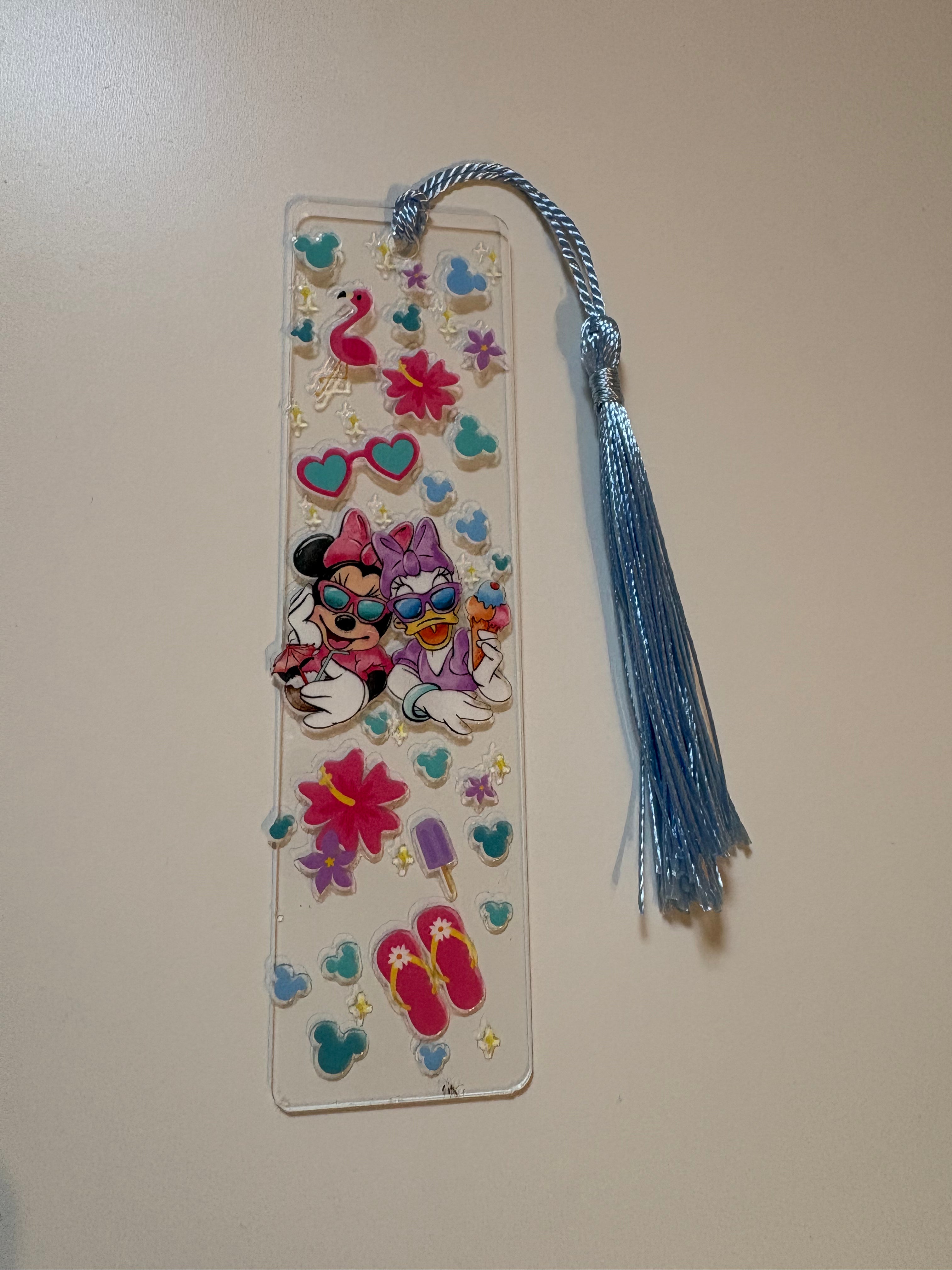 Minnie & Daisy bookmark